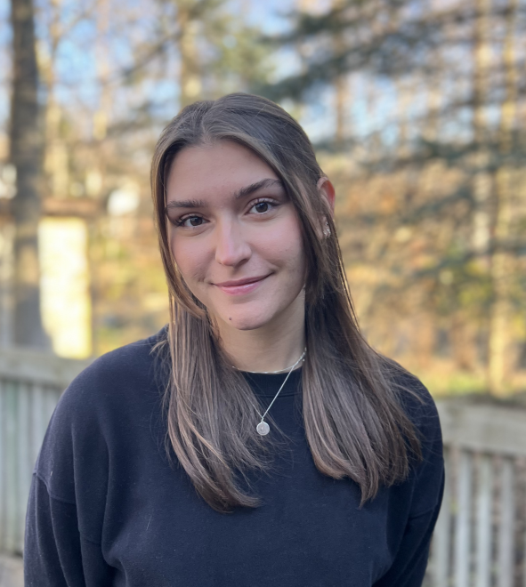 Picture of women with brown hair